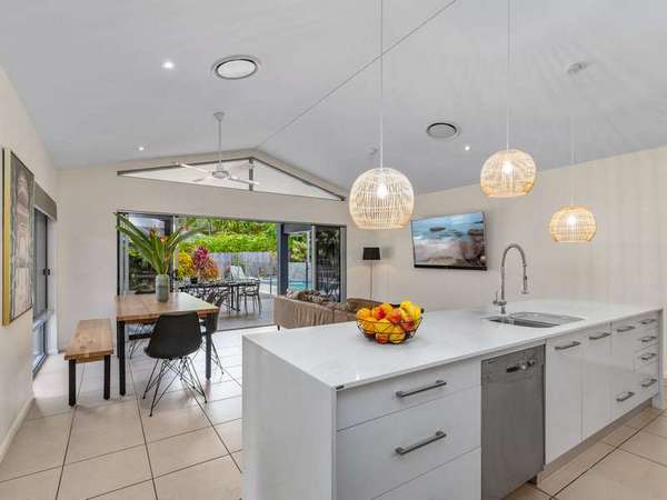 30-32 Kippin Close, Redlynch - Thumbnail 4