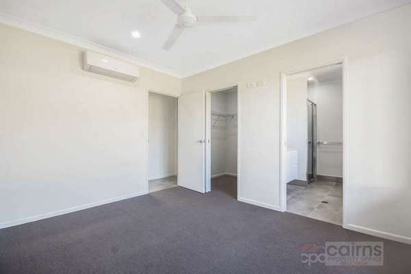 1 & 2/8 Midship Street, Trinity Beach - Thumbnail 6