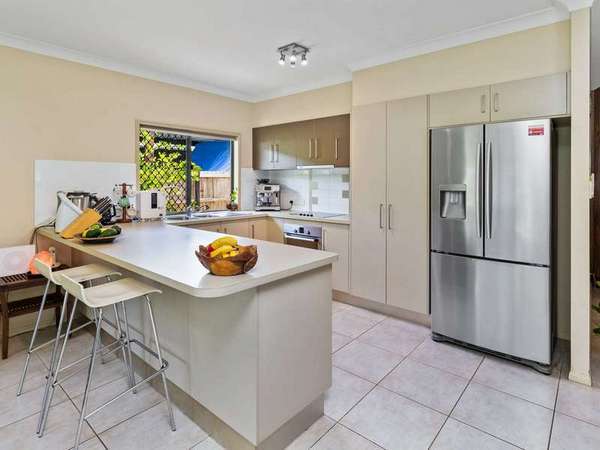 10 John Malcolm street, Redlynch - Thumbnail 6