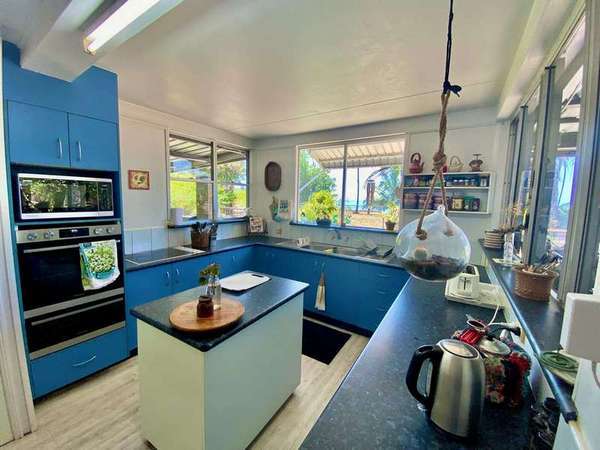 82 Bay Road, Coconuts - Thumbnail 5