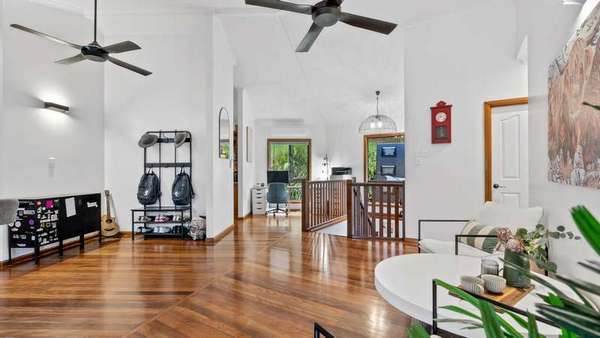 1-3 Beltana Close, Redlynch - Thumbnail 4