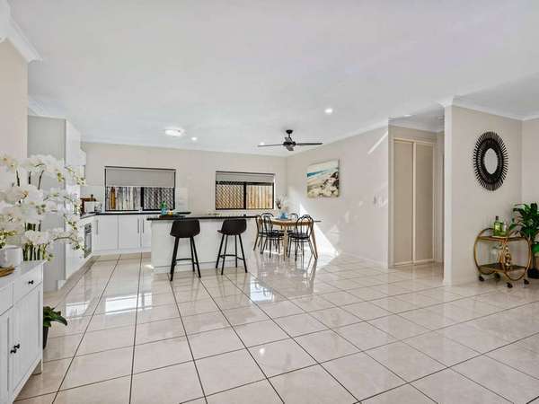 11 Vetiver Street, Trinity Park - Thumbnail 4
