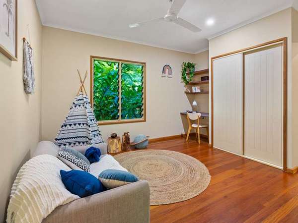17-19 Frond close, Redlynch - Thumbnail 6