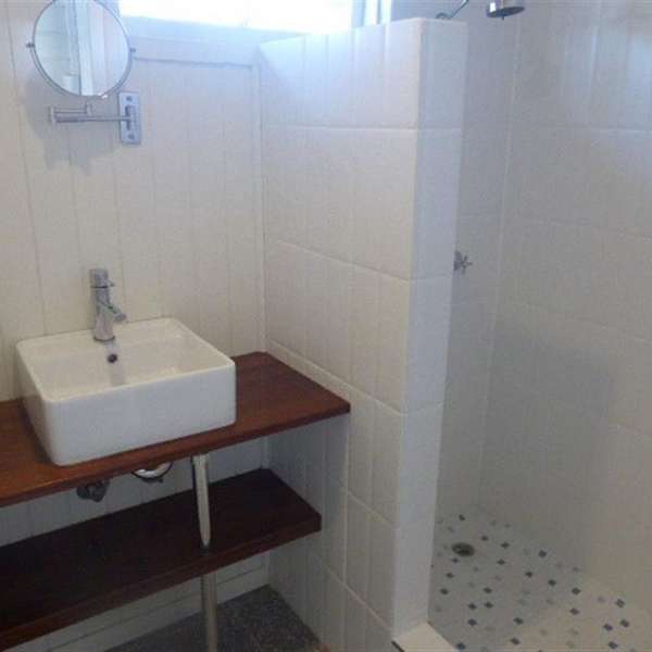 5 Boland Street, Westcourt - Thumbnail 4