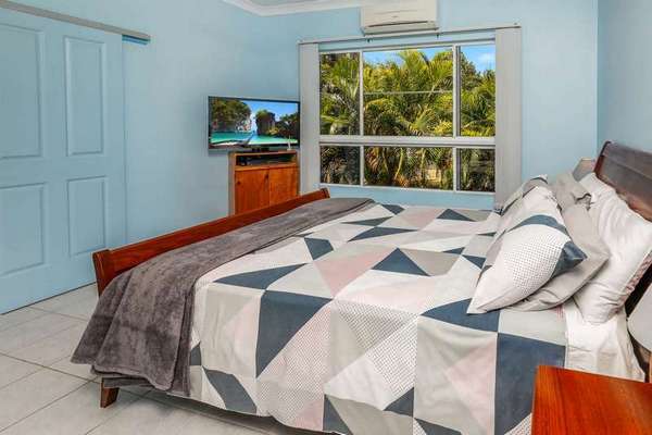16 Olive Crescent, Kurrimine Beach - Thumbnail 6