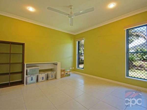 31 Willoughby Close, Redlynch - Thumbnail 8