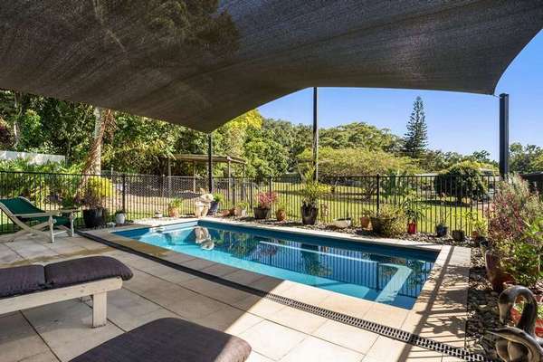6-8 Riverslea close, Redlynch - Thumbnail 2