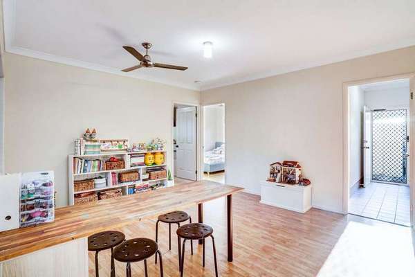 15 Village Terrace, Redlynch - Thumbnail 4
