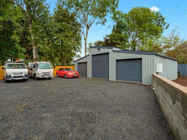 84 Mount Peter Road, Edmonton - Thumbnail 4
