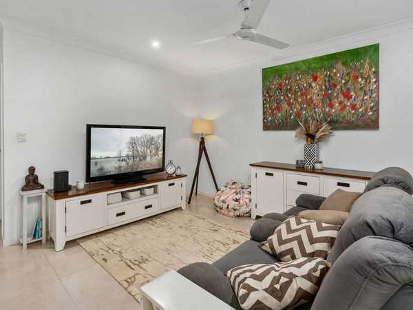 1/19 Tyson Place, Redlynch - Thumbnail 3