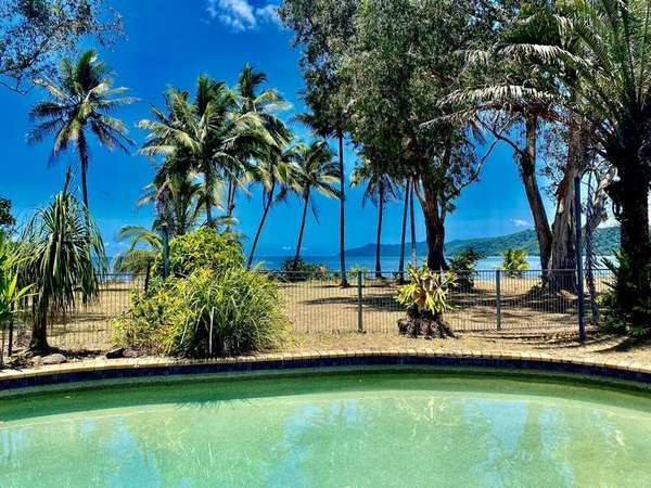 82 Bay Road, Coconuts - Thumbnail 3