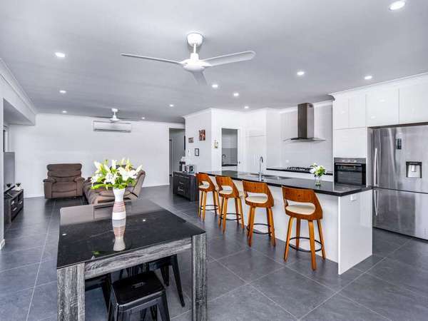 13 Sawyer Entrance, Redlynch - Thumbnail 3