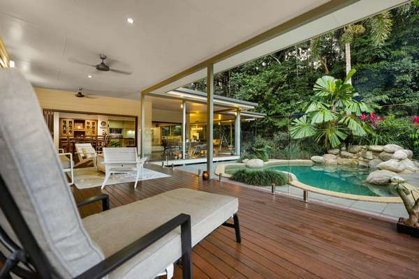68-70 Rocks Road, Redlynch - Thumbnail 2
