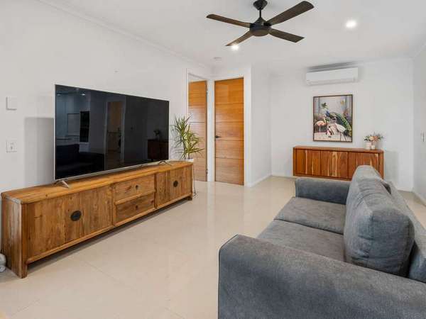 52 Roberts Drive, Trinity Beach - Thumbnail 6