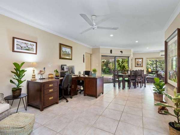 10 John Malcolm street, Redlynch - Thumbnail 4
