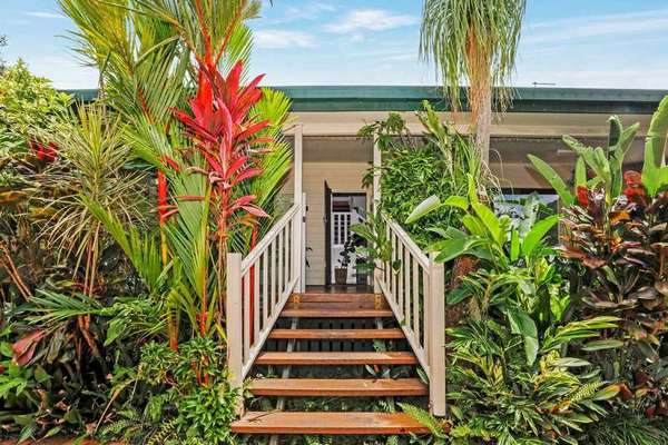 12 Macadamia Close, Redlynch - Thumbnail 2
