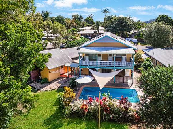 6 Lomatia Close, Redlynch - Thumbnail 2