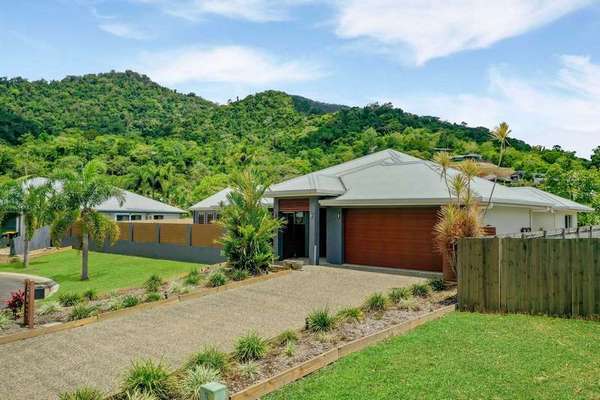 30-32 Kippin Close, Redlynch - Thumbnail 3