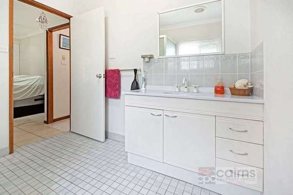 115 Hobson Drive, Brinsmead - Thumbnail 6
