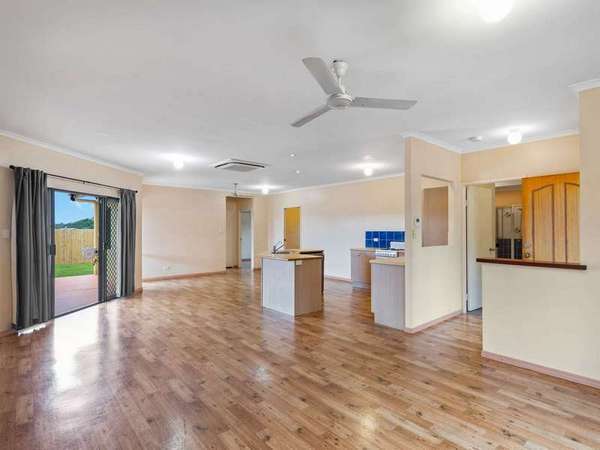 3 Acmena Close, Redlynch - Thumbnail 2