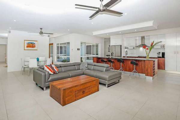 33 Red Peak Boulevard, Caravonica - Thumbnail 7
