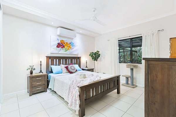 25 Goldberg Close, White Rock - Thumbnail 8