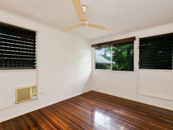7 Solager street, Manoora - Thumbnail 7
