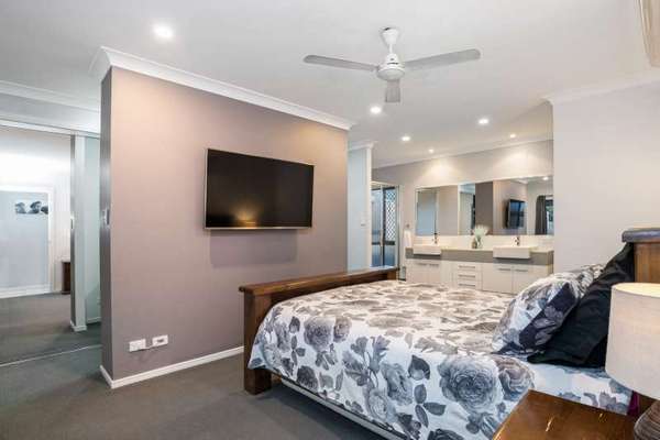 7 McBride Street, Redlynch - Thumbnail 4
