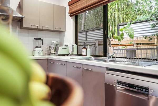 85 Gamburra Drive, Redlynch - Thumbnail 6