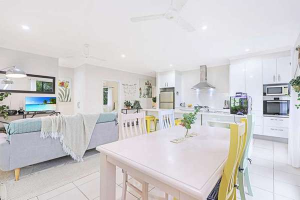 25 Goldberg Close, White Rock - Thumbnail 6