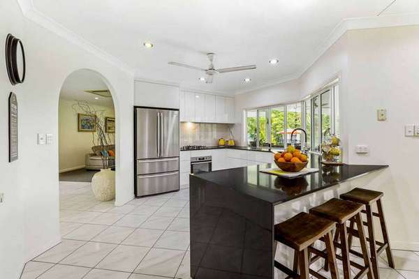 13-15 Soderberg Close, Redlynch - Thumbnail 4