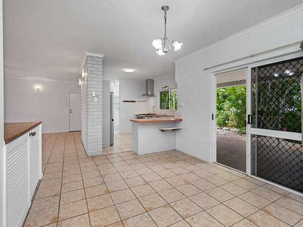 22 Ficus Close, Redlynch - Thumbnail 5