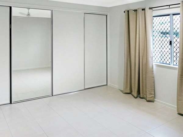 39 Noipo Crescent, Redlynch - Thumbnail 5