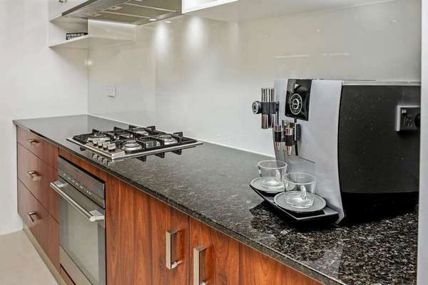 33 Red Peak Boulevard, Caravonica - Thumbnail 8