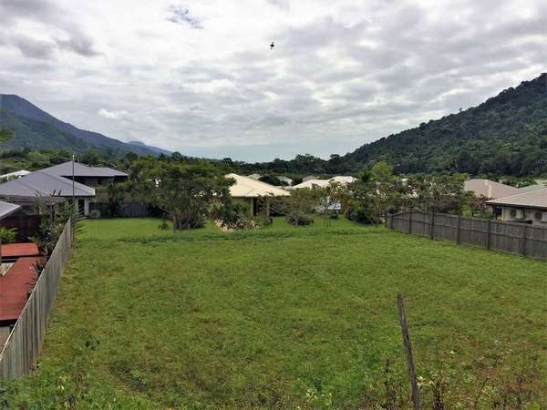 24 Mackerras Street, Redlynch - Thumbnail 2