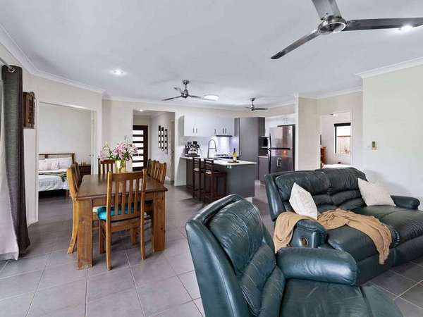 9 Kippin Close, Redlynch - Thumbnail 8