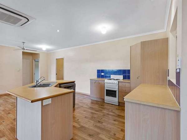 3 Acmena Close, Redlynch - Thumbnail 3