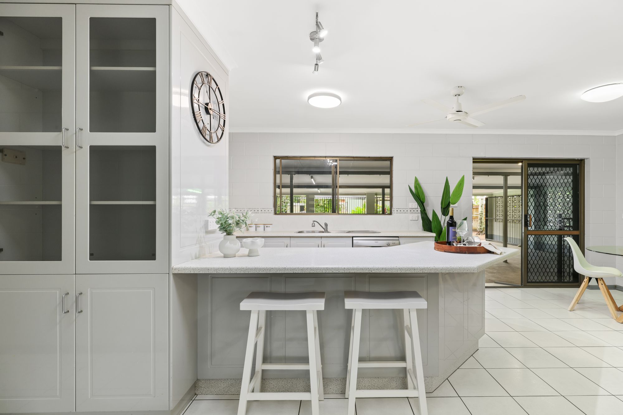 13 Lennon Street, Westcourt - Thumbnail 3