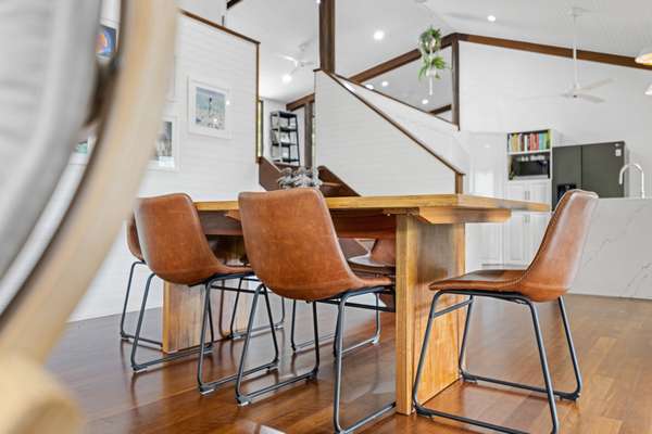 14-16 Esterina Close, Redlynch - Thumbnail 8