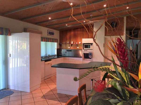 13 Ranleagh Street, Kurrimine Beach - Thumbnail 3