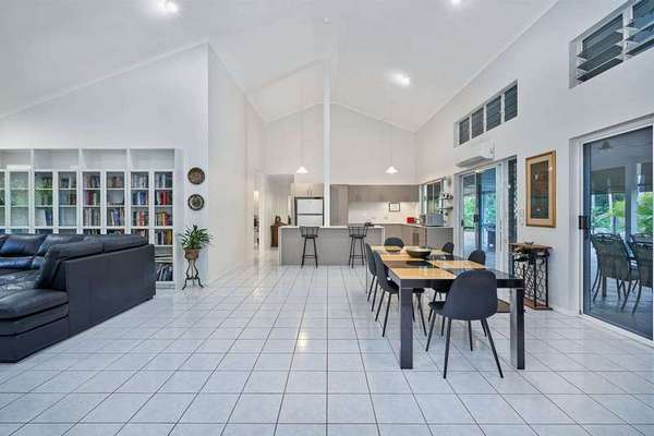 9-11 Soderberg Close, Redlynch - Thumbnail 4
