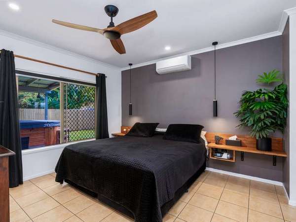 12 Village Terrace, Redlynch - Thumbnail 6