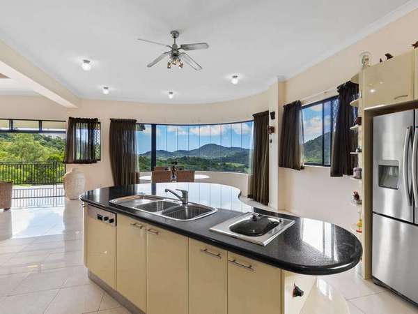 25-27 Mount William close, Redlynch - Thumbnail 5