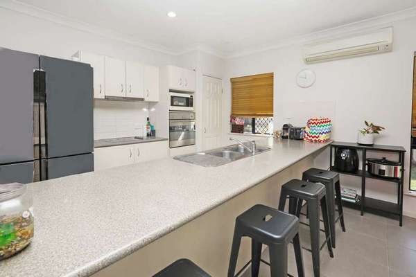 18 Angor Rd, Trinity Park - Thumbnail 2