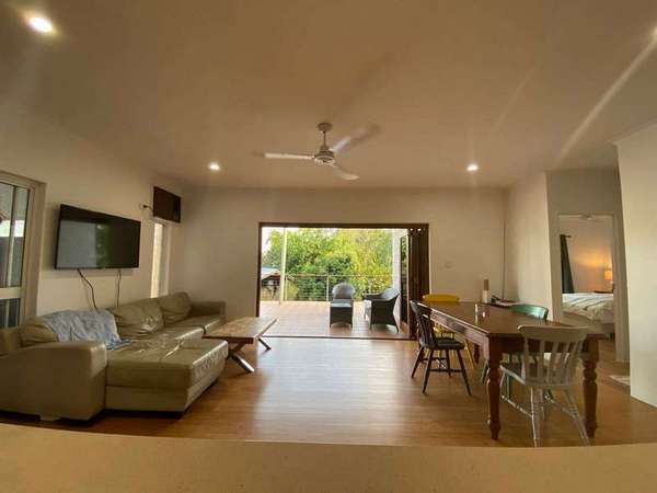 18 Barclay Road, Brinsmead - Thumbnail 7