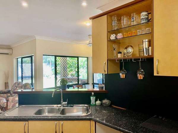 23 Gamburra Drive, Redlynch - Thumbnail 5
