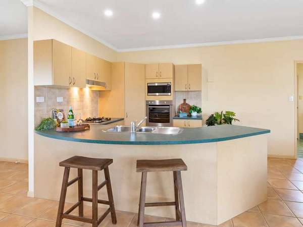 4 Spray Close, Mount Sheridan - Thumbnail 6