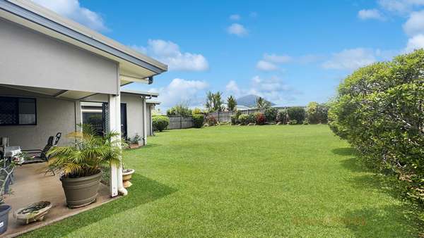 27 Village Terrace, Redlynch - Thumbnail 3
