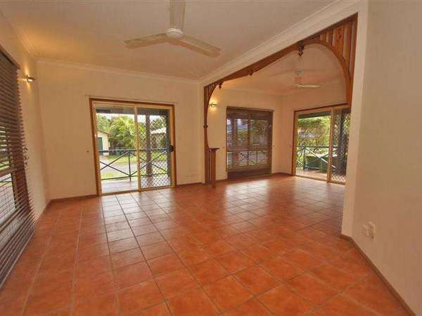 9 Jak Gee Street, Redlynch - Thumbnail 5