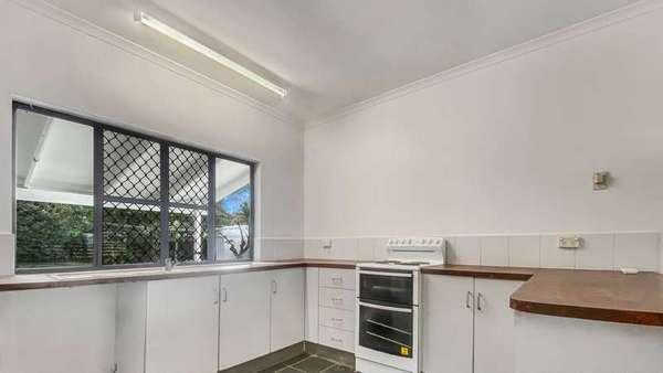 156 Loridan Drive, Brinsmead - Thumbnail 8